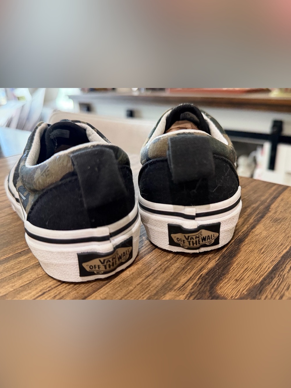 Vans Kids' Black & Camo Low-Top Skate Shoes size 13.5 - Picture 4 of 10